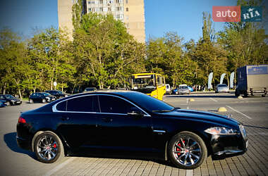 Седан Jaguar XF 2013 в Одесі