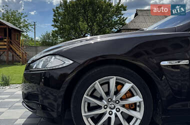 Седан Jaguar XF 2013 в 
