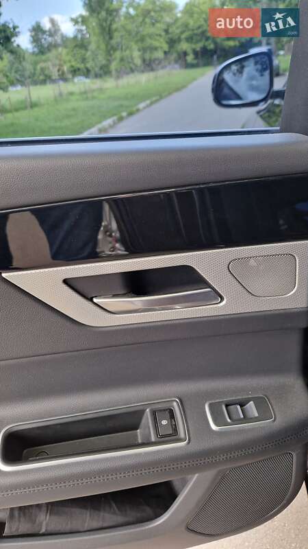 Седан Jaguar XF 2020 в Киеве