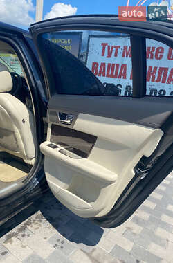 Седан Jaguar XF 2008 в 