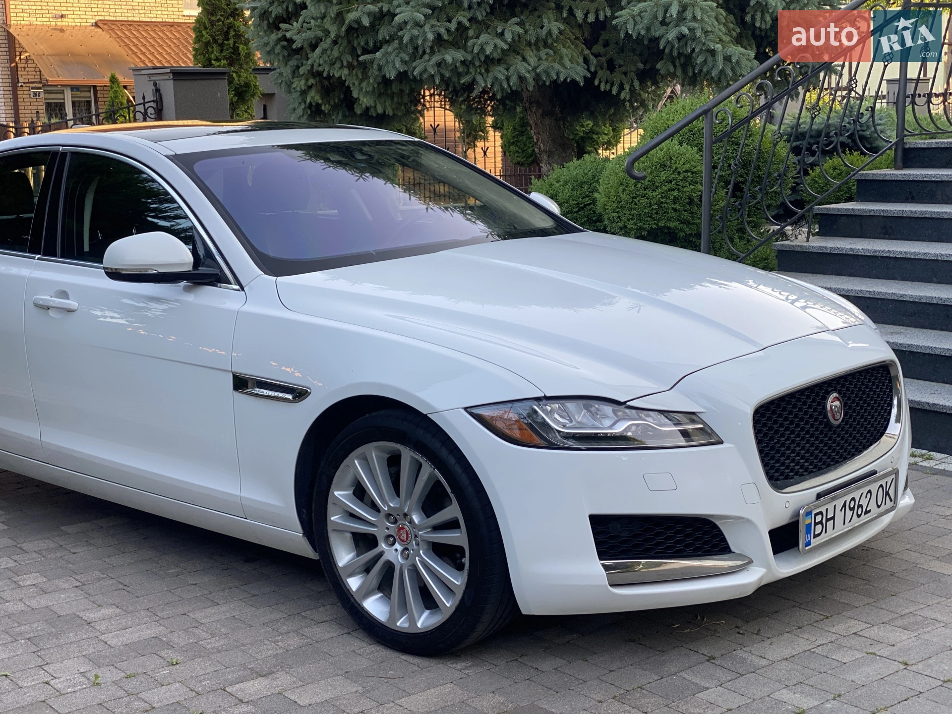 2018 Jaguar XF - мініатюра 4
