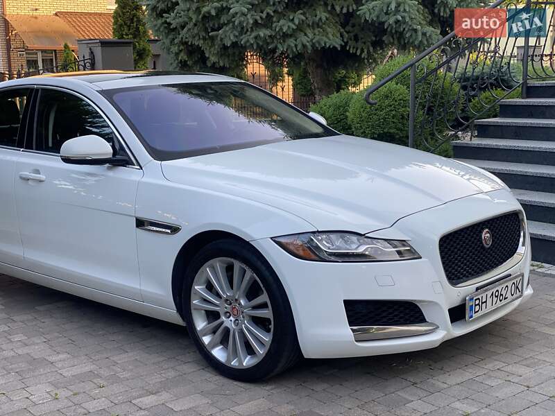 Седан Jaguar XF 2018 в Луцке фото 4 Седан Jaguar XF 2018 в Луцке