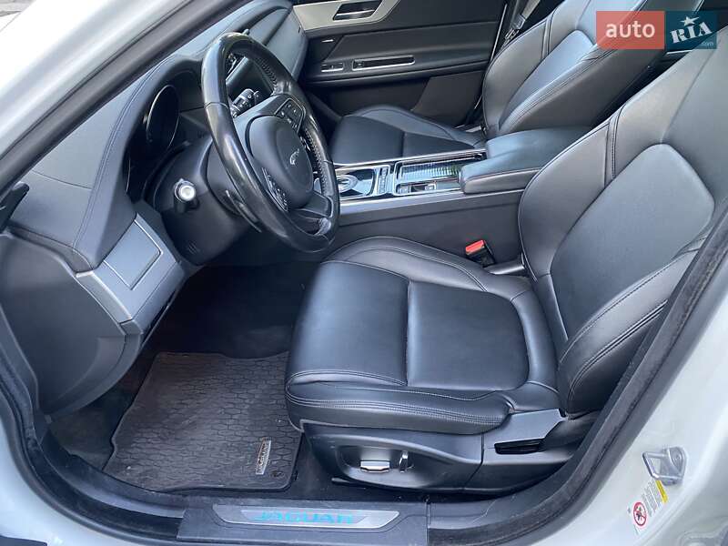 Седан Jaguar XF 2018 в Луцке фото 17 Седан Jaguar XF 2018 в Луцке