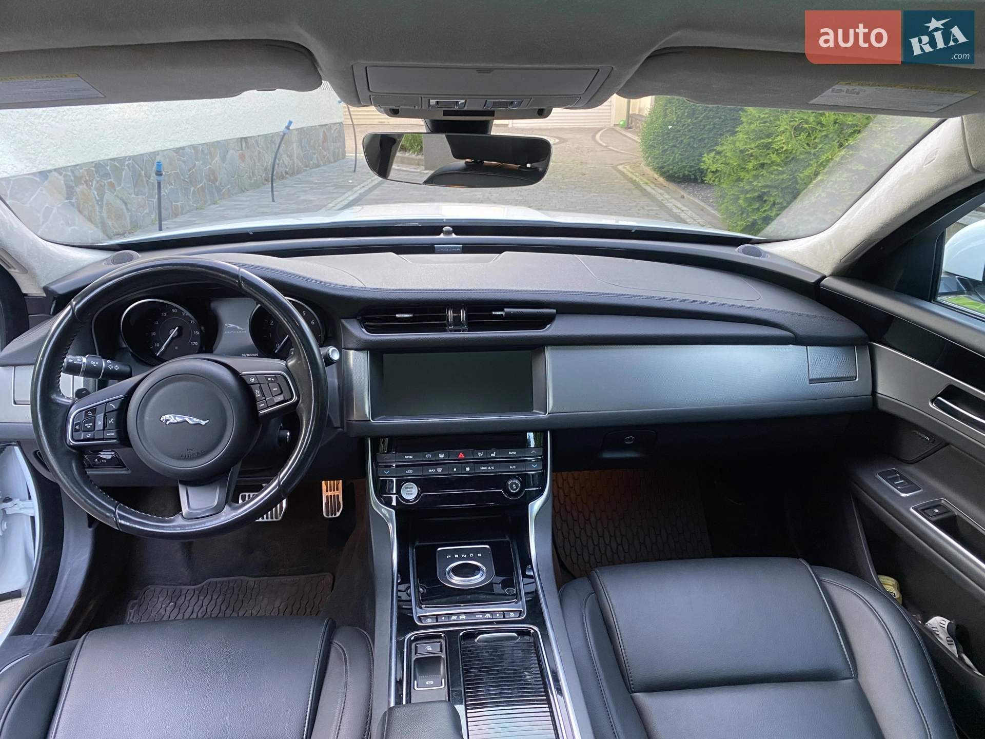 2018 Jaguar XF - мініатюра 21