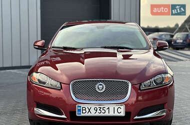 Седан Jaguar XF 2012 в 