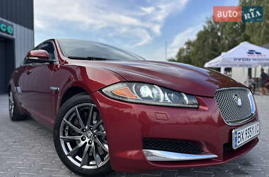 Седан Jaguar XF 2012 в 