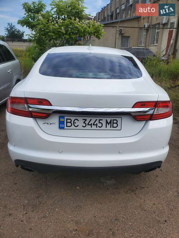 Седан Jaguar XF 2013 в Львове фото 2 Седан Jaguar XF 2013 в Львове
