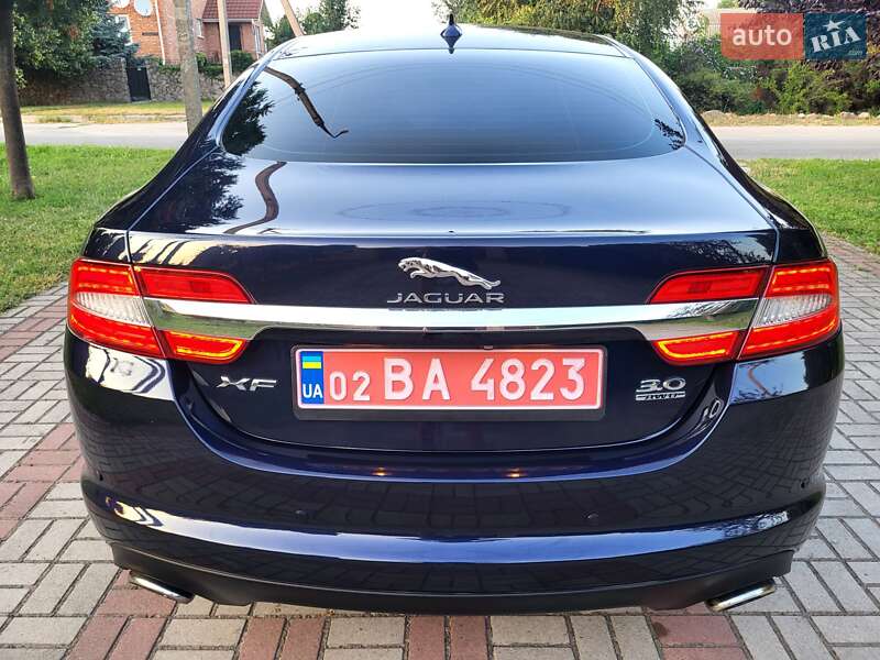 Седан Jaguar XF 2013 в Запорожье