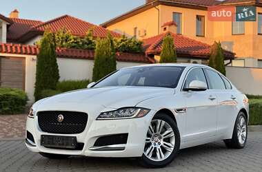 Седан Jaguar XF 2016 в Одессе