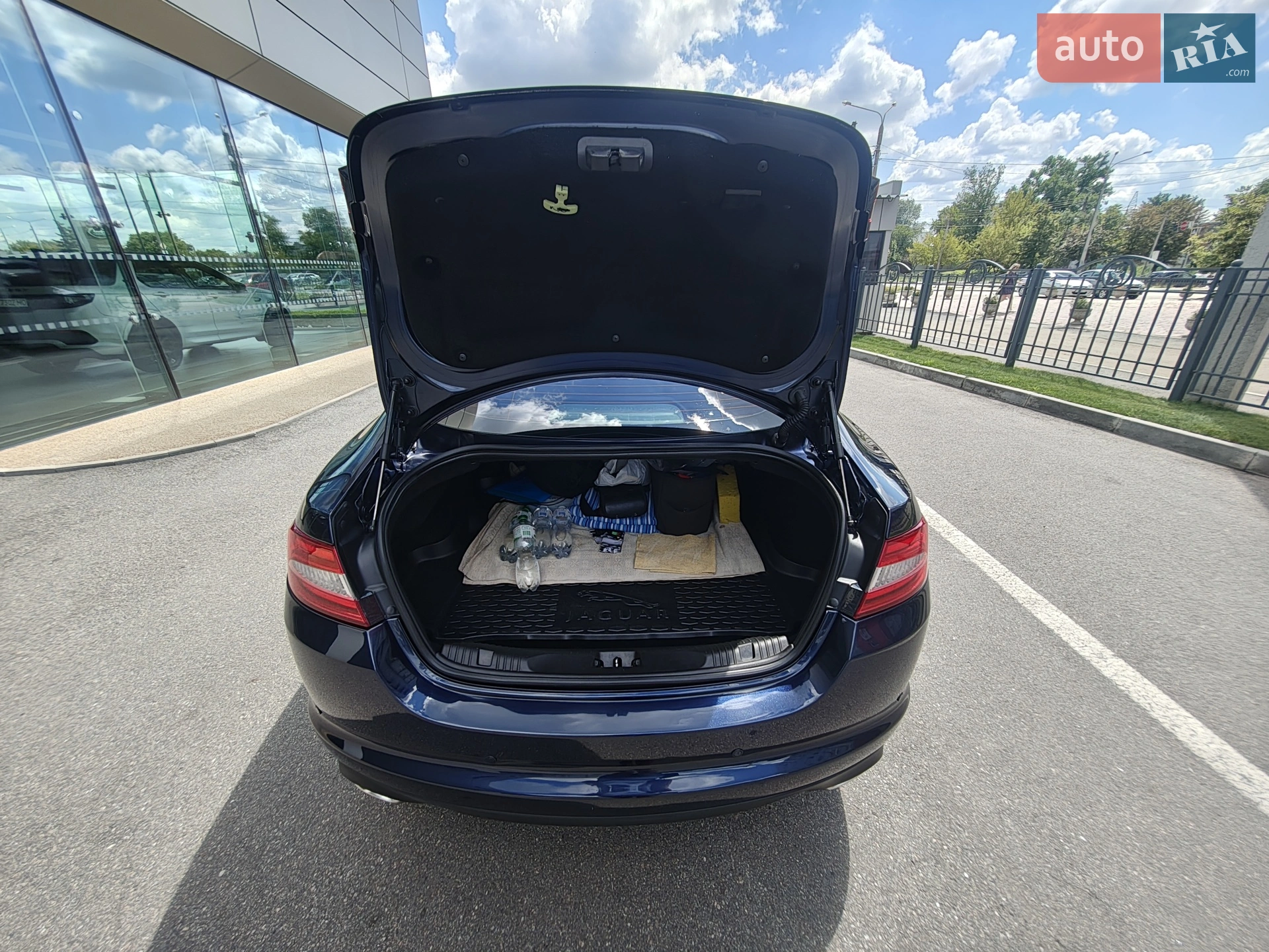2015 Jaguar XF - мініатюра 31