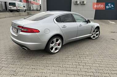 Седан Jaguar XF 2008 в 