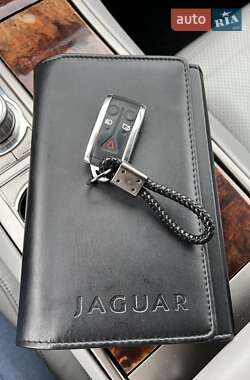 Седан Jaguar XF 2008 в 