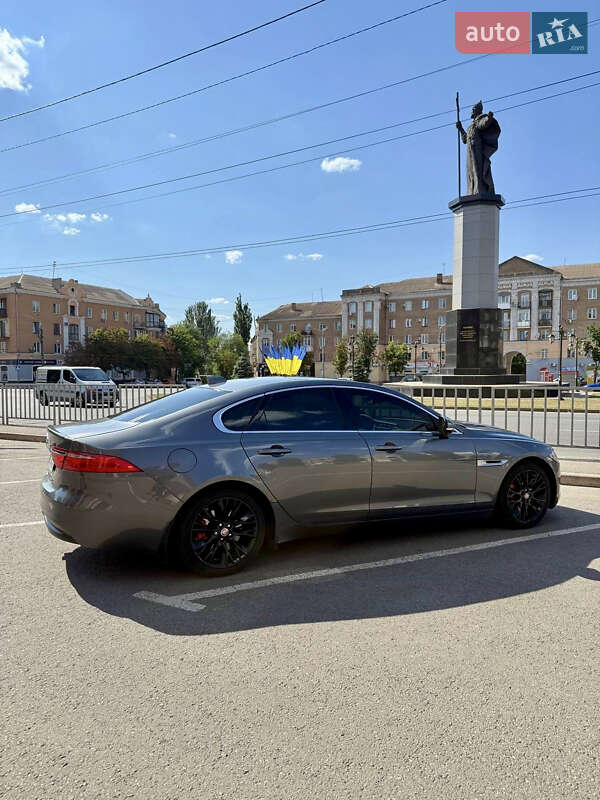 Седан Jaguar XF 2015 в Кривому Розі фото 9 Седан Jaguar XF 2015 в Кривому Розі