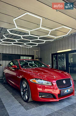 Седан Jaguar XF 2015 в Києві