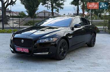 Седан Jaguar XF 2017 в 