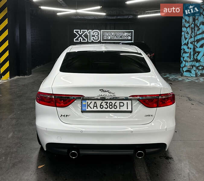 Седан Jaguar XF 2017 в Києві