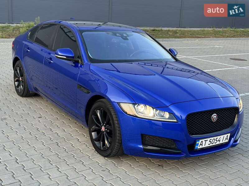 Седан Jaguar XF 2016 в Ивано-Франковске