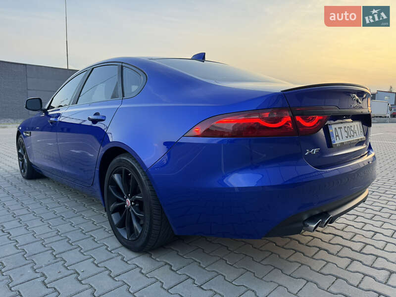 Седан Jaguar XF 2016 в Ивано-Франковске