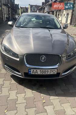 Седан Jaguar XF 2012 в Киеве