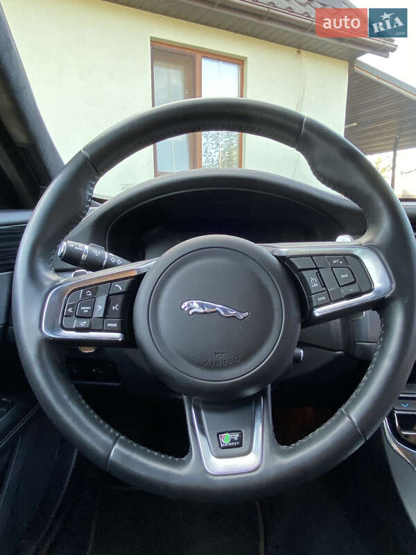 Універсал Jaguar XF 2019 в Києві фото 32 Універсал Jaguar XF 2019 в Києві