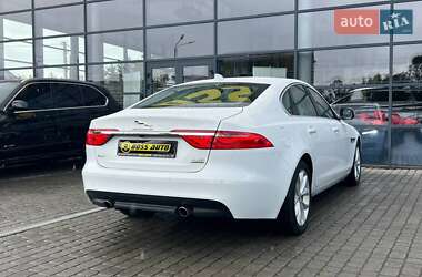 Седан Jaguar XF 2018 в 