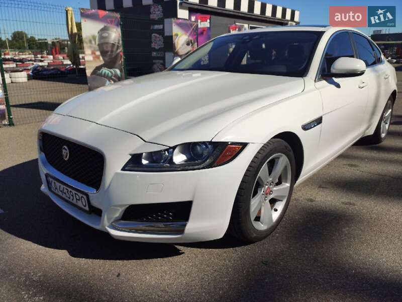 Jaguar XF 2017