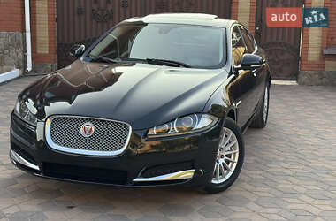 Седан Jaguar XF 2014 в 