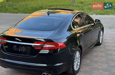 Седан Jaguar XF 2014 в 