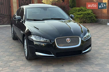 Седан Jaguar XF 2014 в 
