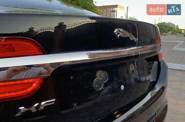 Седан Jaguar XF 2014 в 
