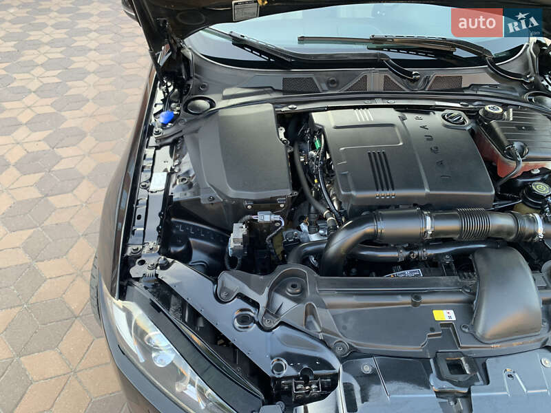 Седан Jaguar XF 2014 в Киеве
