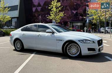 Седан Jaguar XF 2015 в Киеве
