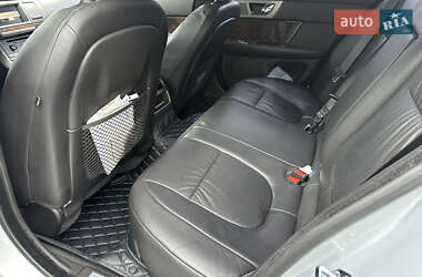 Седан Jaguar XF 2008 в  фото 9 Седан Jaguar XF 2008 в