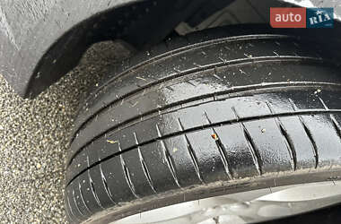 Седан Jaguar XF 2008 в  фото 6 Седан Jaguar XF 2008 в
