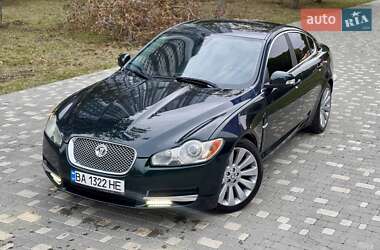 Седан Jaguar XF 2009 в 