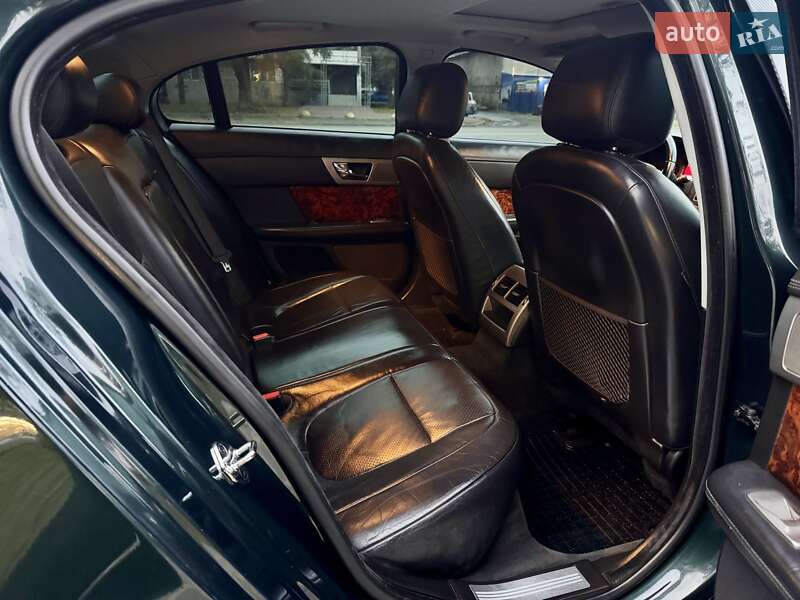 Седан Jaguar XF 2009 в Одессе