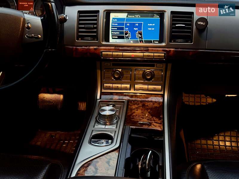 Седан Jaguar XF 2009 в Одессе