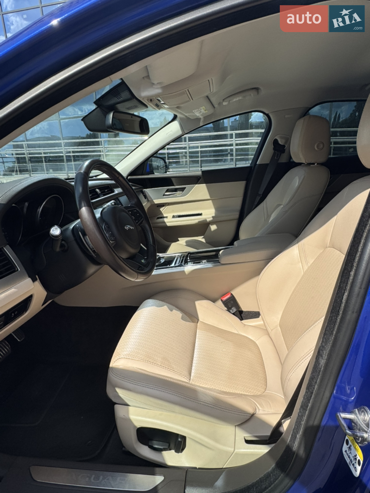 2016 Jaguar XF - мініатюра 5