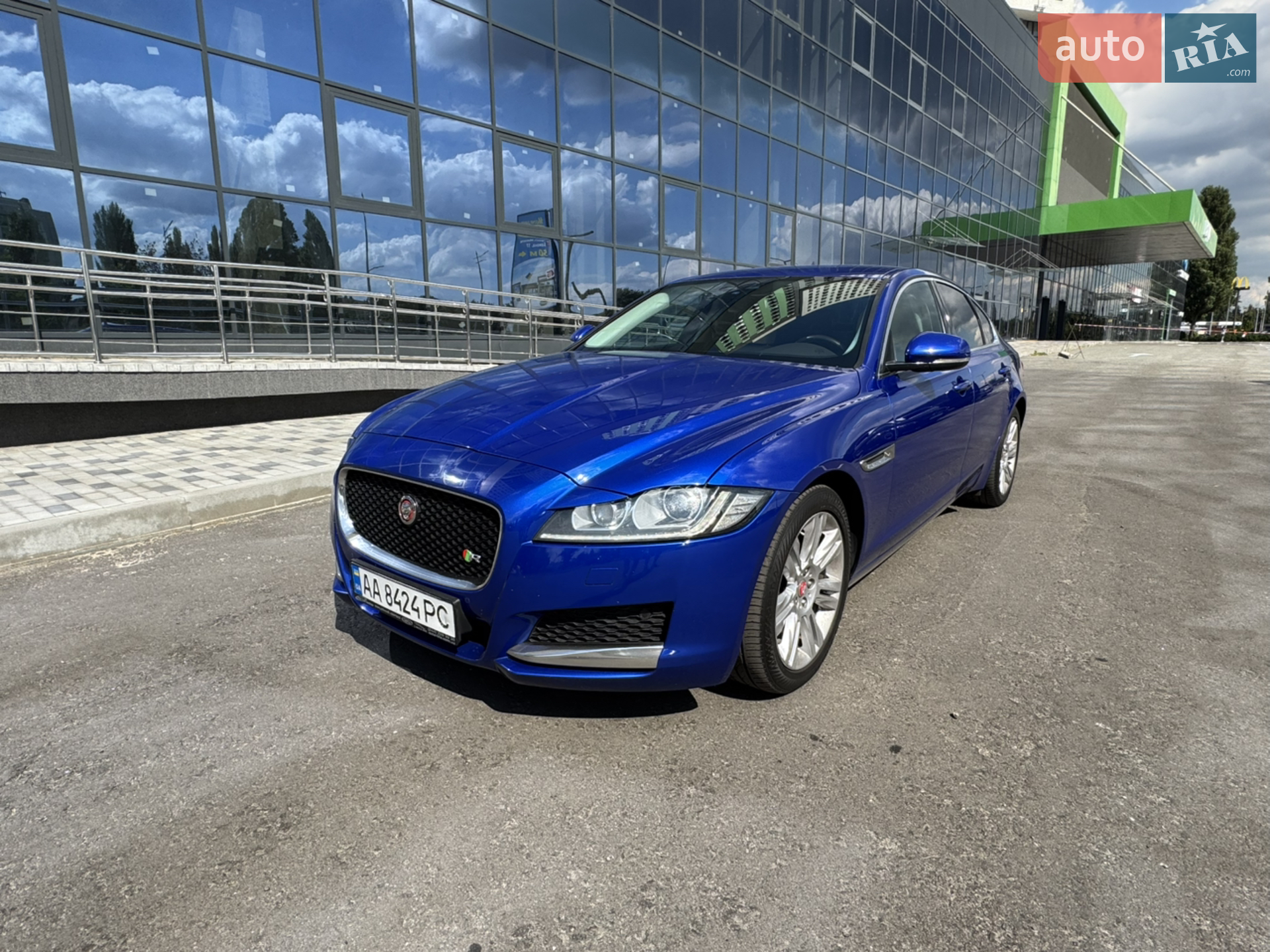 2016 Jaguar XF - мініатюра 15