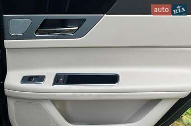 Седан Jaguar XF 2016 в 