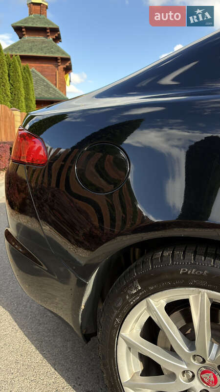 Седан Jaguar XF 2014 в Днепре