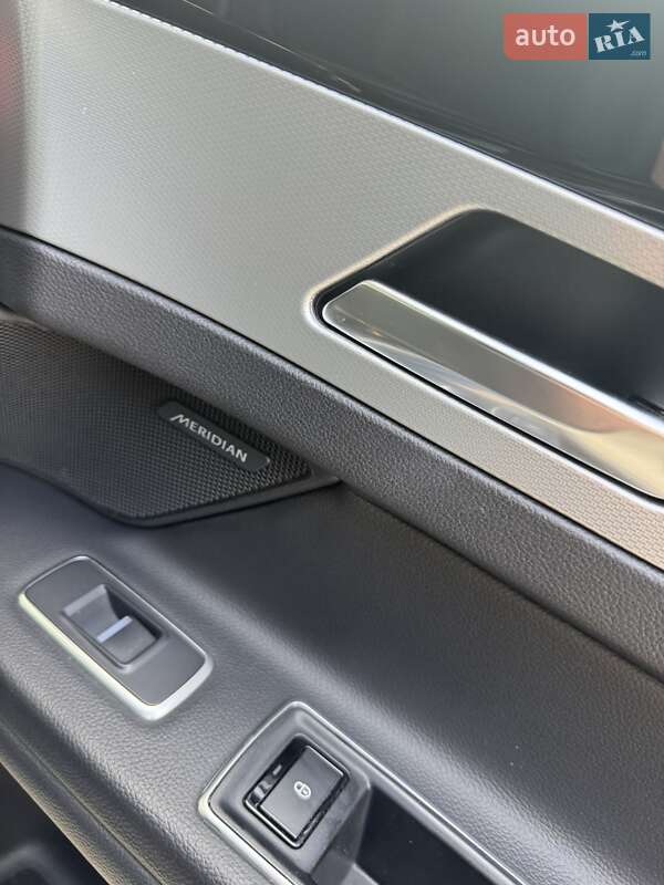 Седан Jaguar XF 2017 в Львове