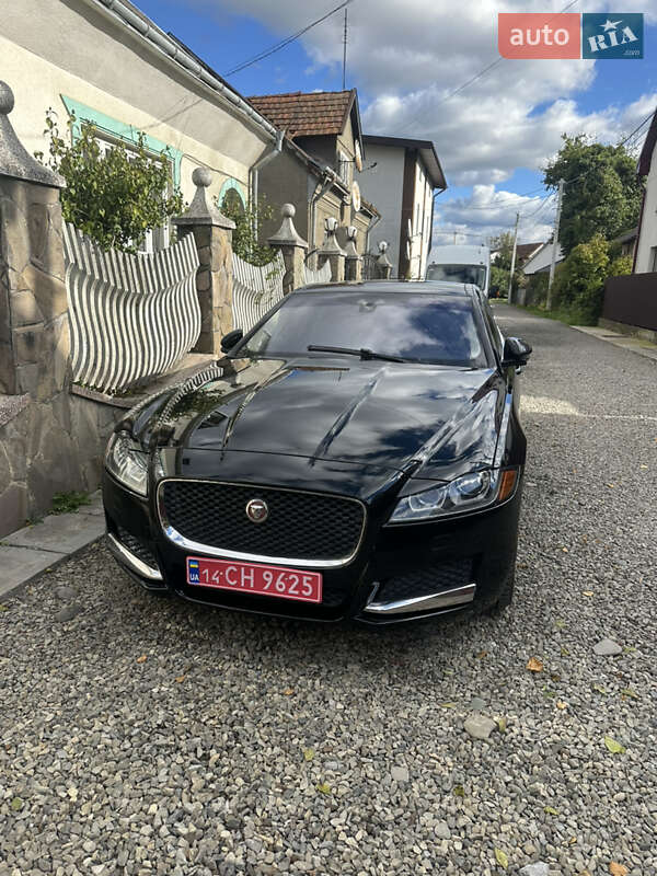 Jaguar XF 2019