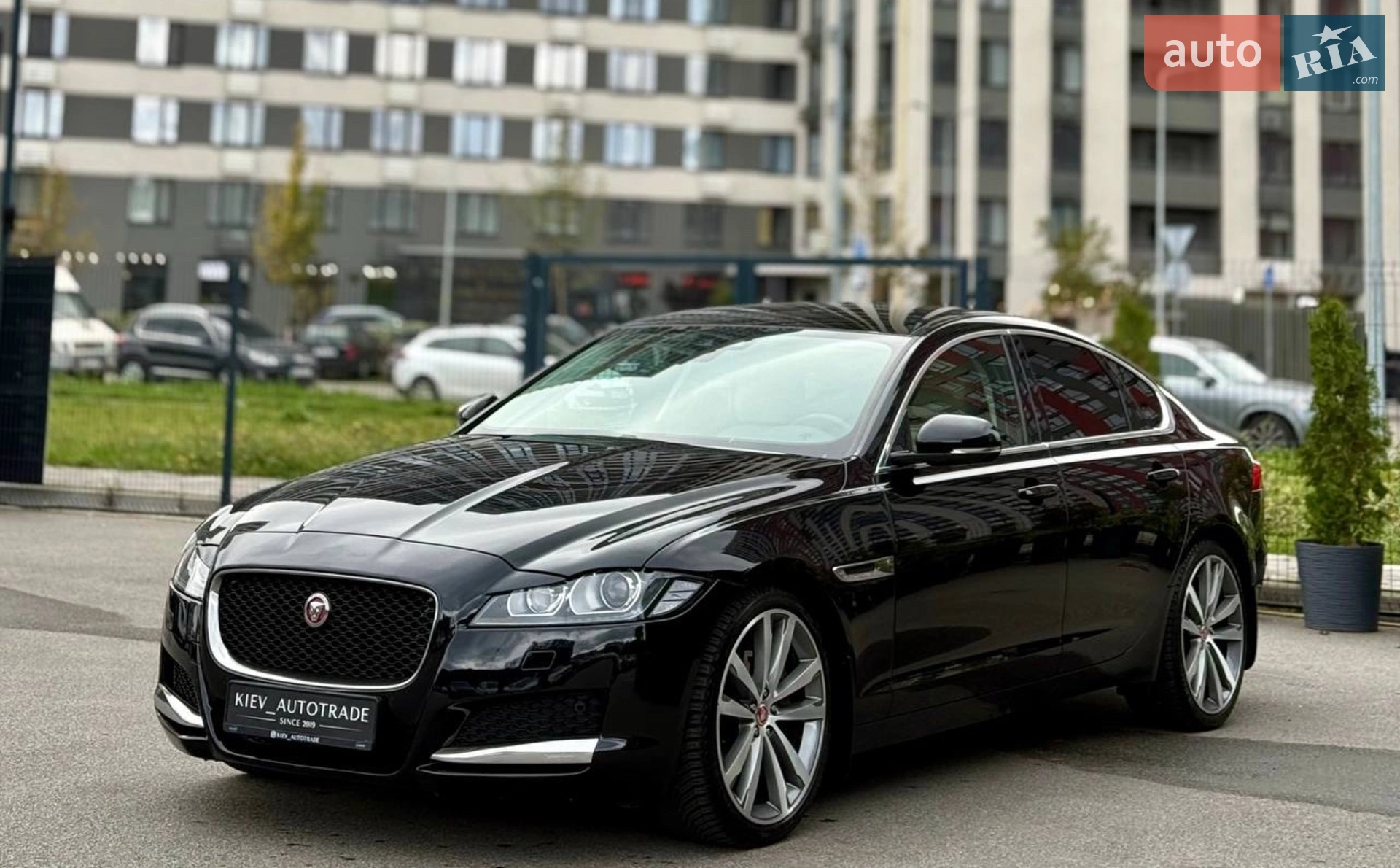 2016 Jaguar XF - мініатюра 6