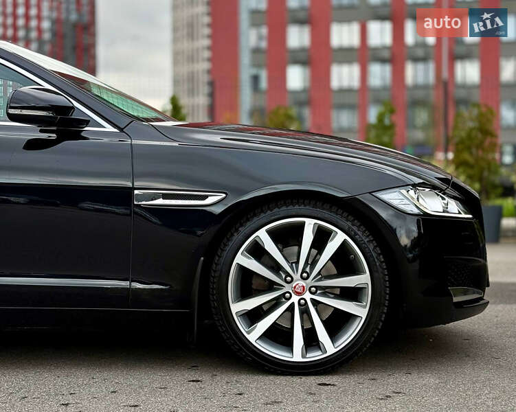 Седан Jaguar XF 2016 в Києві фото 12 Седан Jaguar XF 2016 в Києві