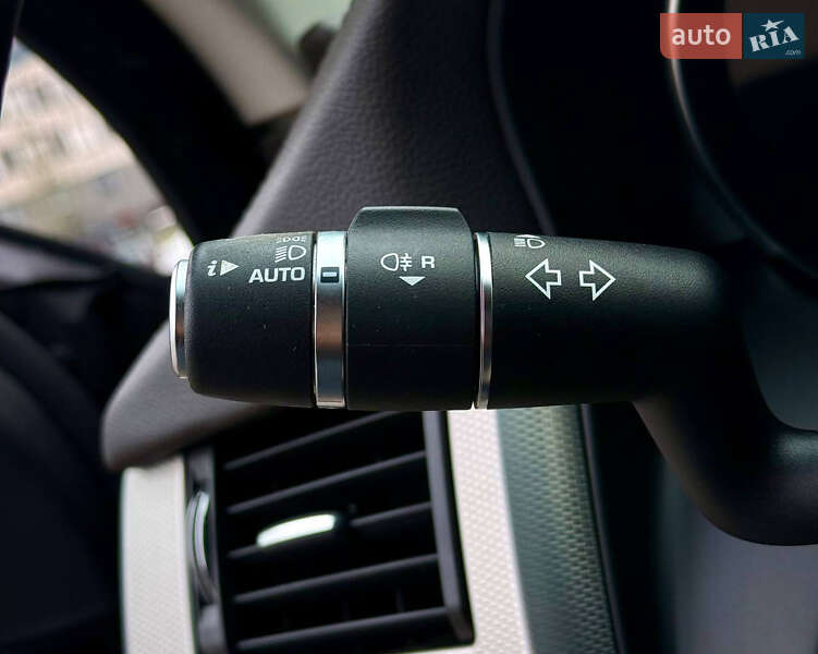 Седан Jaguar XF 2016 в Києві фото 25 Седан Jaguar XF 2016 в Києві