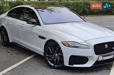 Седан Jaguar XF 2016 в Києві