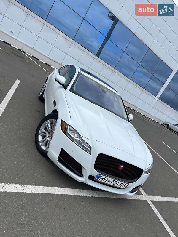 Седан Jaguar XF 2015 в Білгороді-Дністровському фото 26 Седан Jaguar XF 2015 в Білгороді-Дністровському