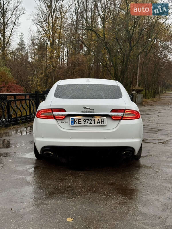 Седан Jaguar XF 2015 в Харькове фото 6 Седан Jaguar XF 2015 в Харькове