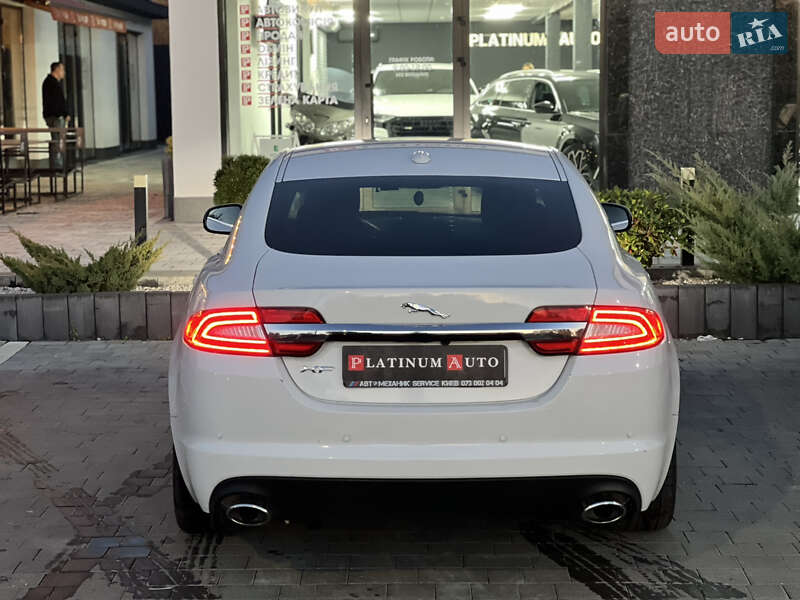 Седан Jaguar XF 2012 в Ужгороде фото 5 Седан Jaguar XF 2012 в Ужгороде